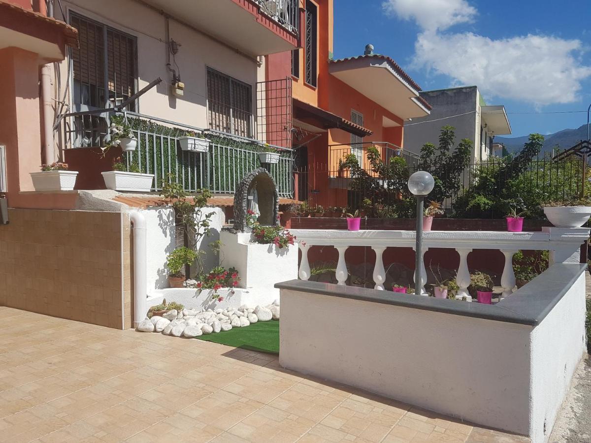 Iris Appartamenti Santa Maria La Carità Dış mekan fotoğraf